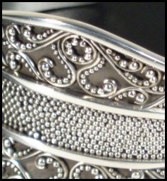 suarti silver cuff oxidization detail