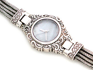 Suarti Ornate Tulang Naga Strap Watch