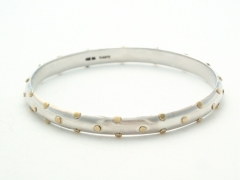 Suarti Dotted Silver Bangle