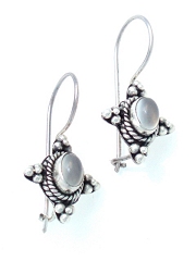 suarti moonstone hook silver earrings