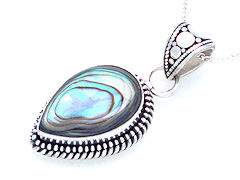 suarti bali abalone pendant