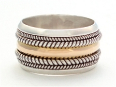 Rope Edged Gold Band Ring